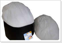 Flatmütze, hellgrau, UV40, 90 % PES-10%CO, 17,50 € Flatmütze, hellgrau, UV40, 90 % PES-10%CO, 17,50 €